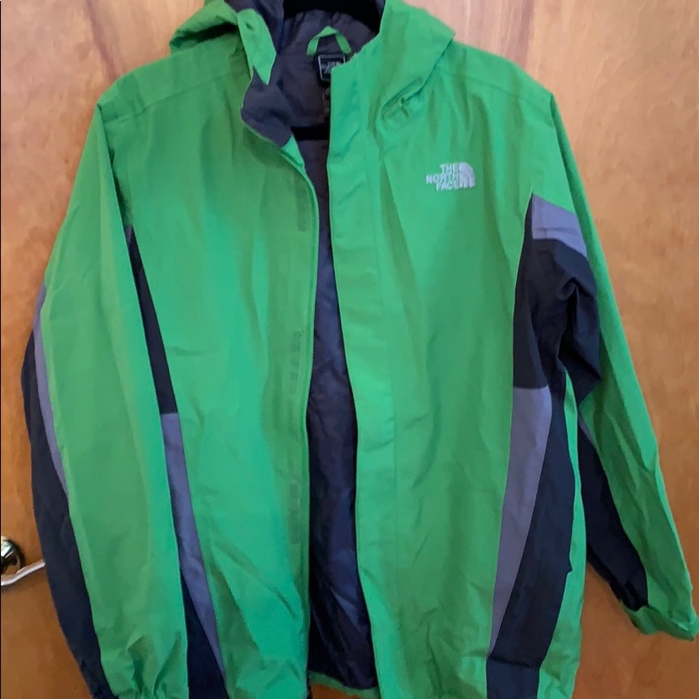 Boy’s North Face coat with zip out/in fleece